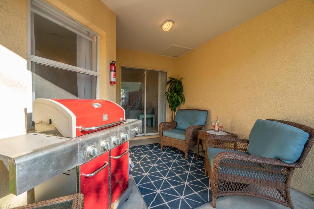 Sunset Serenity - 3Br Beach Townhome With Outdoor Patio - New Hot Tub, Steps To Ocean Fun! ملبورن بيتش المظهر الخارجي الصورة