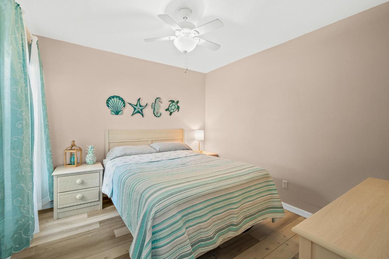 Sunset Serenity - 3Br Beach Townhome With Outdoor Patio - New Hot Tub, Steps To Ocean Fun! ملبورن بيتش المظهر الخارجي الصورة